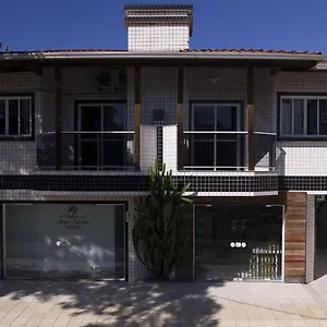 Residencial Adolfo - Mestre Naro Apartamento Bombinhas